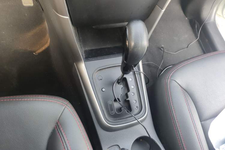 Used Chery Tiggo 3 2015 1.6L CVT ZhiShang Commemorative Edition