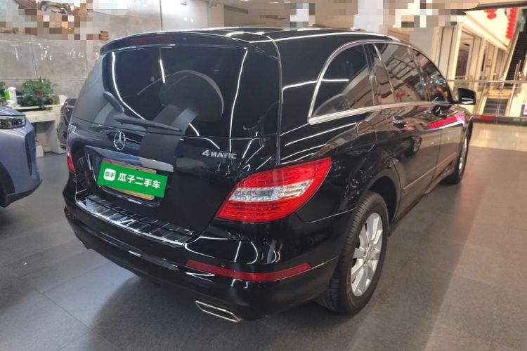 Used Mercedes-Benz R-Class 2017 R 320 4MATIC Business Edition Prestige Model
