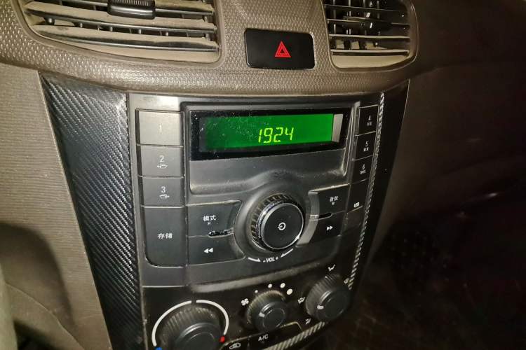 Used Wuling Hongguang 2015 1.5L S Basic Version China V Standard
