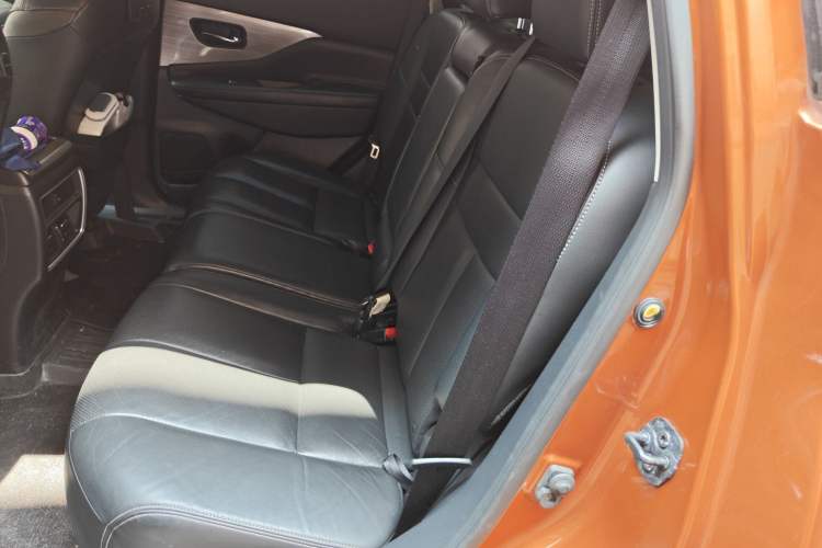 Used Nissan Murano 2017 2.5L XL NAVI Plus Two-Wheel Drive Smart Edition
