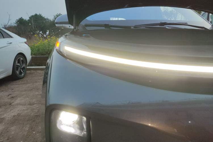 Used Li Auto L8 2023 Pro Model