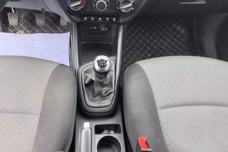 Used Hyundai Verna (older generation) 2017 1.4L Manual Huancai Edition China V Standard
