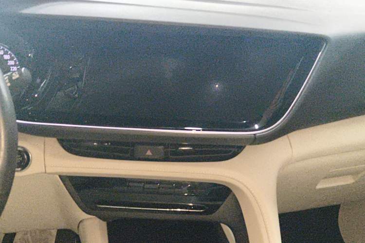 Used Buick Envision 2020 Encore S 652T All-Wheel-Drive Avenir