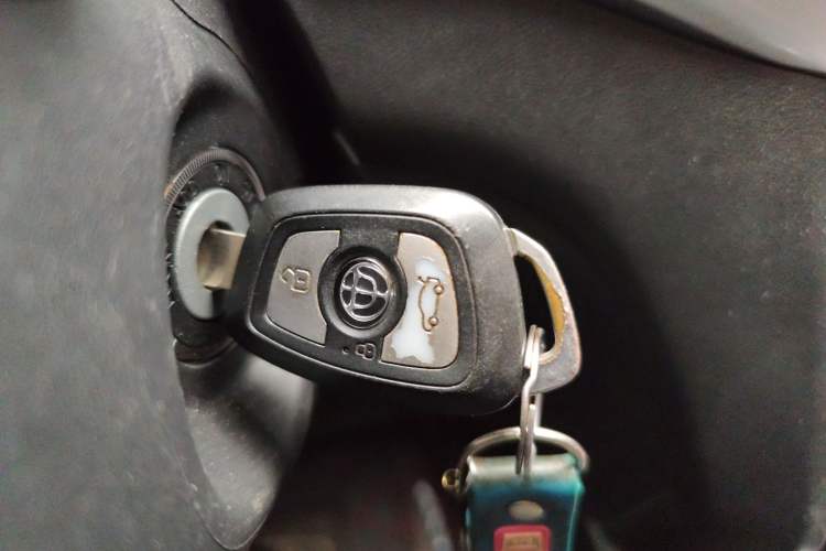 Used Brilliance V3 2015 1.5L Manual Elite Model