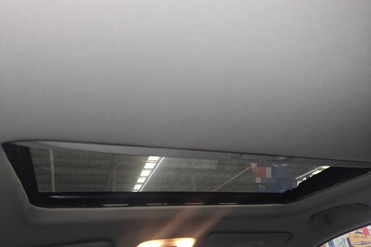 Used GAC Trumpchi GS4 2017 235T Manual Two-Wheel Drive Luxury Edition Headliner