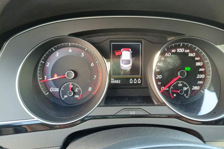 Used Volkswagen FAW-Volkswagen CC 2019 330TSI Glamour Edition China VI Instrument Cluster