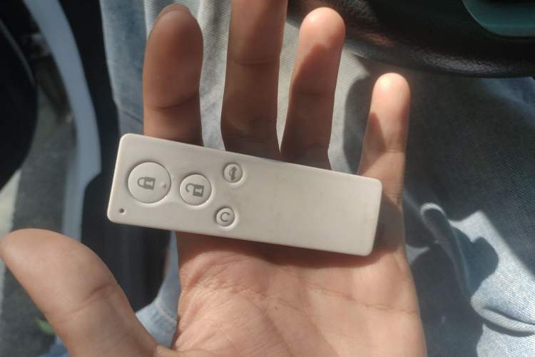 Used BYD G5 2014 1.5TID Automatic Prestige Model
