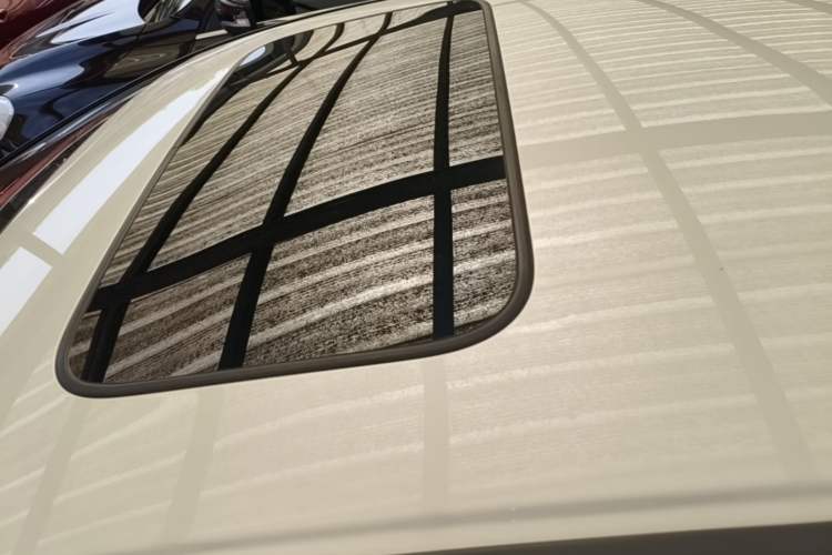 Used Honda Jade 2017 1.8L automatic Comfort version 5 seats
