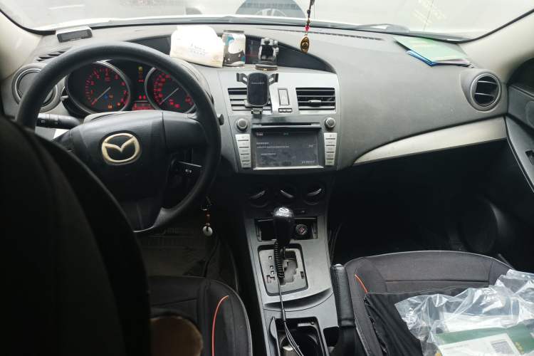 Used Mazda 3 2013 Hatchback 1.6L Automatic Elite Model
