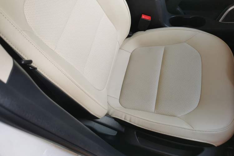 Used Changan Alsvin V7 2015 1.6L Manual Enjoyment Model China V Standard