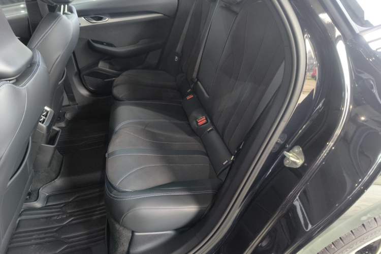 Used Geely Auto Preface 2025 Dongfang Yao 2.0TD Jin Chao Edition Left Rear Seat