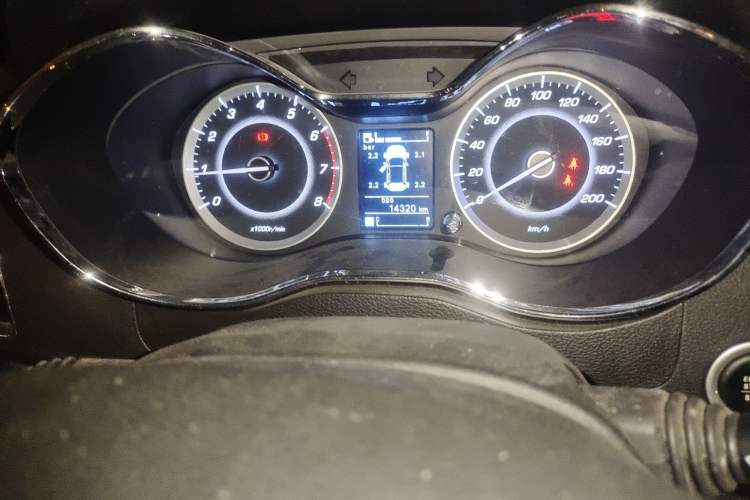 Used Baojun 560 2016 1.8L Manual Luxury Edition