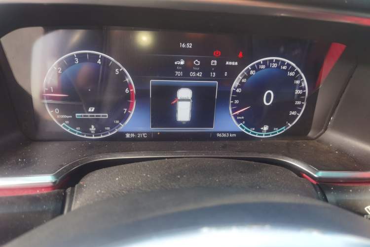 Used BAIC Off-Road BJ40 2018 PLUS 2.0T Manual Four-Wheel Drive Premium Edition China V