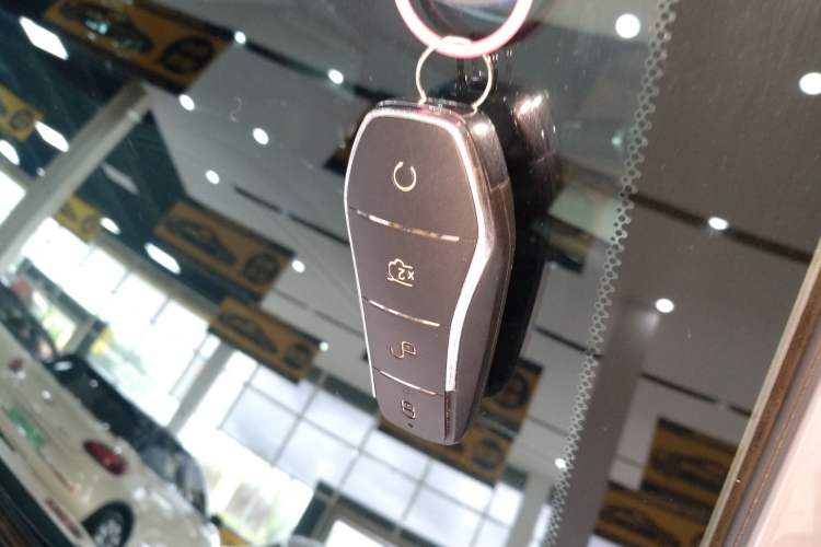 Used BYD Han 2025 DM-i 125KM Prestige Model
