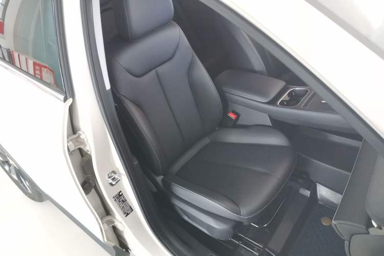 Used Baojun Yunhai 2024 600km Pure Electric Version
