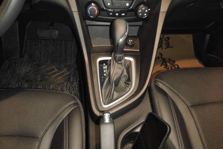 Used Buick GT 2021 Revised Version Flagship 1.5L Automatic Elite Edition Gear Lever