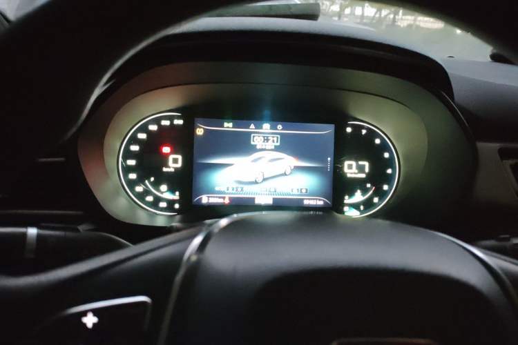 Used Roewe i5 2020 1.5L Automatic 4G Connect Luxury Flagship Edition