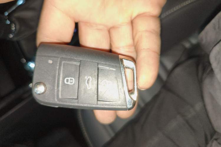 Used Volkswagen Touran 2018 Volkswagen Touran L 280TSI DSG Luxury Edition 7 Seats