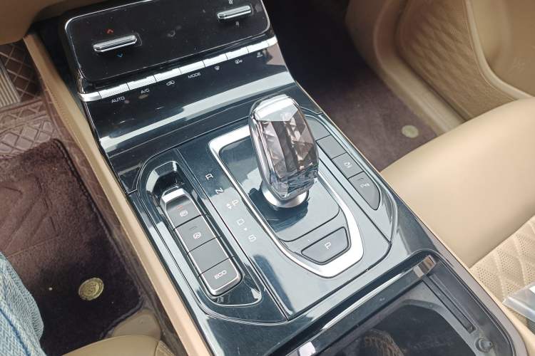 Used Wuling Victory 2023 2.0L DHT Luxury Edition