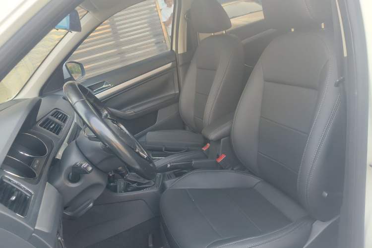 Used Volkswagen Gran Lavida 2015 1.6L Automatic Comfort Edition Left Front Seat