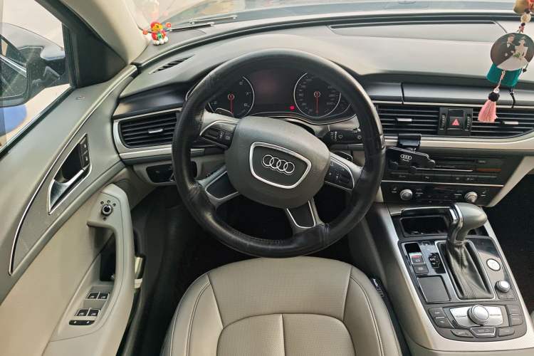 Used Audi A6L 2012 TFSI Comfort Model
