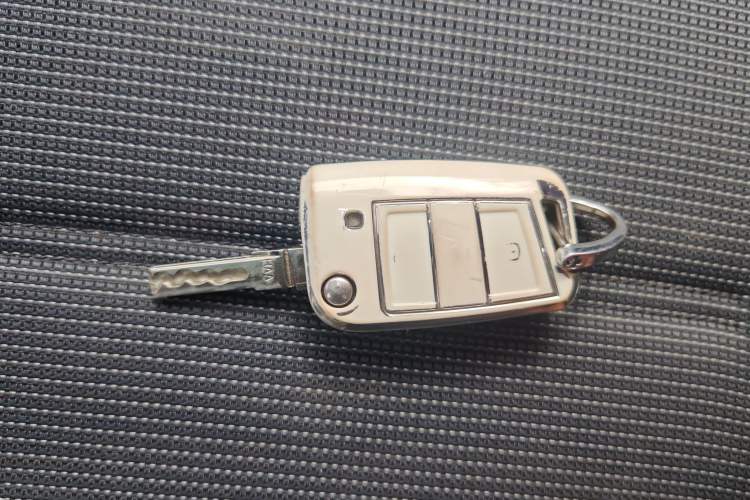 Used Volkswagen Golf 2018 230TSI Automatic Comfort Model Vehicle Key