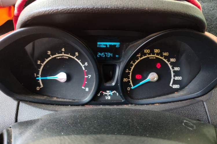 Used Ford EcoSport 2013 1.5L Manual Comfort Model
