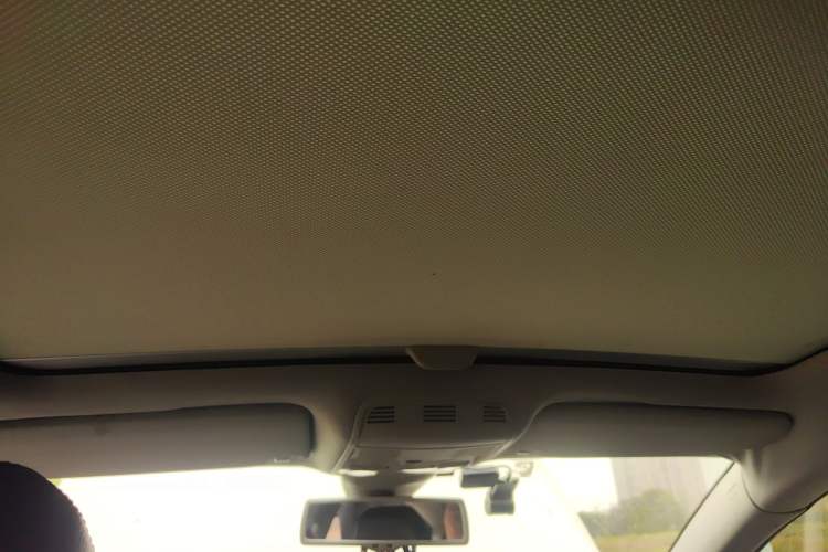 Used Volkswagen FAW-Volkswagen CC 2012 2.0 TSI Luxury Model Headliner