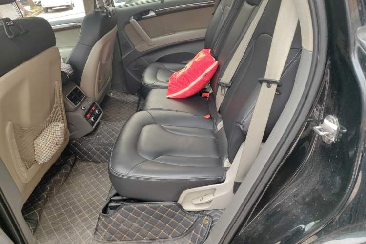 Used Audi Q7 2010 3.6 FSI quattro base version