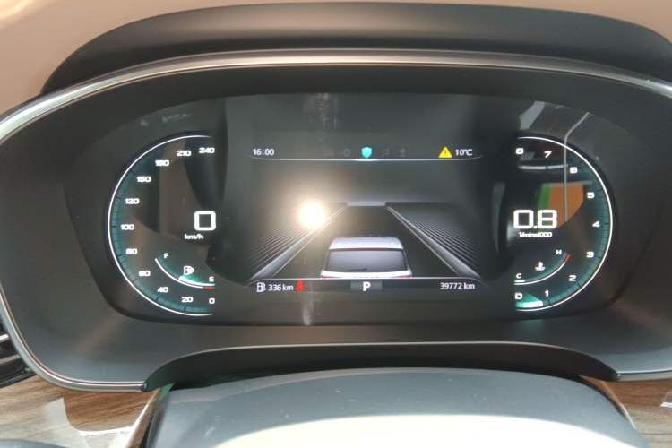 Used Roewe iMAX8 2023 400TGI Comfort Edition
