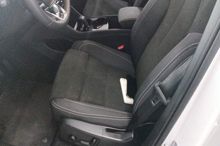 Used Volvo XC40 New Energy 2024 Long-Range PRO Version
