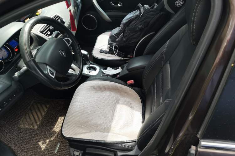 Used Renault Fluence 2013 2.0L Fashion Edition