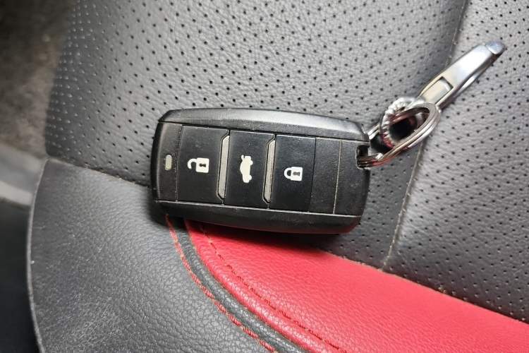 Used CHANGAN CS15 2016 1.5L Manual Luxury Edition