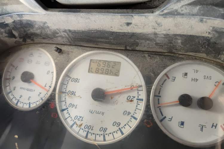 Used King Long Golden Way 2012 2.0L Dual-Purpose Short-Wheelbase 4G21B