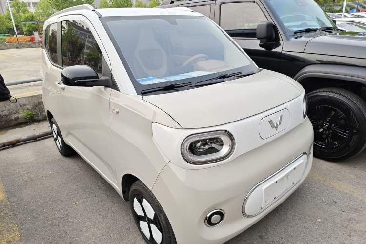 Used Wuling Hongguang MINIEV 2024 3rd Generation 215km Advanced Version