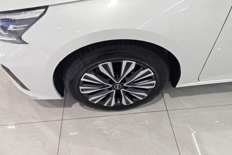 Used Nissan Teana 2022 2.0L XL-TLS Enjoyment Edition Left Front Wheel Hub