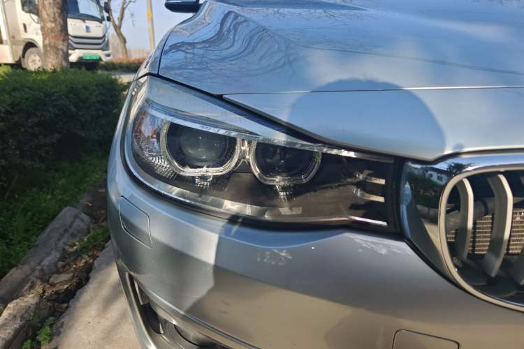 Used BMW 3 Series GT 2013 320i Sport Design Package Right Front Headlight