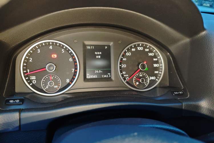 Used Volkswagen Tiguan 2015 1.8TSI Automatic Two-Wheel Drive Luxury Model Instrument Cluster