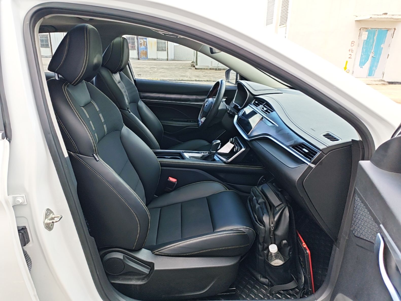 Geely Auto Binray 2021 1.4T CVT Asian Games Edition — снимка 19