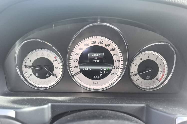 Used Mercedes-Benz GLK-Class 2013 GLK 300 4MATIC Fashion Model
