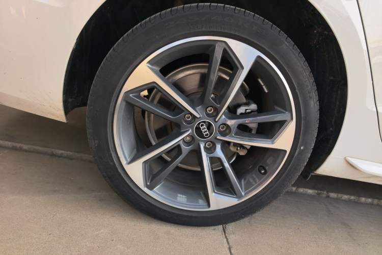 Used Audi A4L 2022 40 TFSI Fashion Dynamic Model