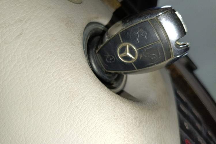 Used Mercedes-Benz E-Class 2008 E 230 Fashion Model Vehicle Key