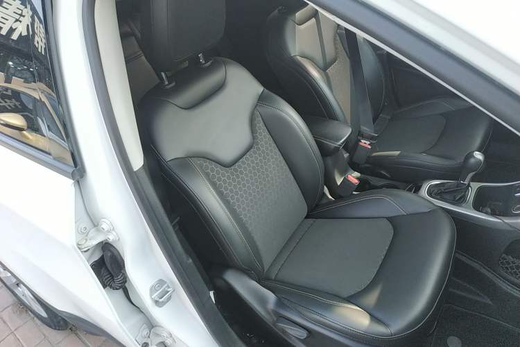 Used Jeep Compass 2017 200T Automatic Enjoyment Version