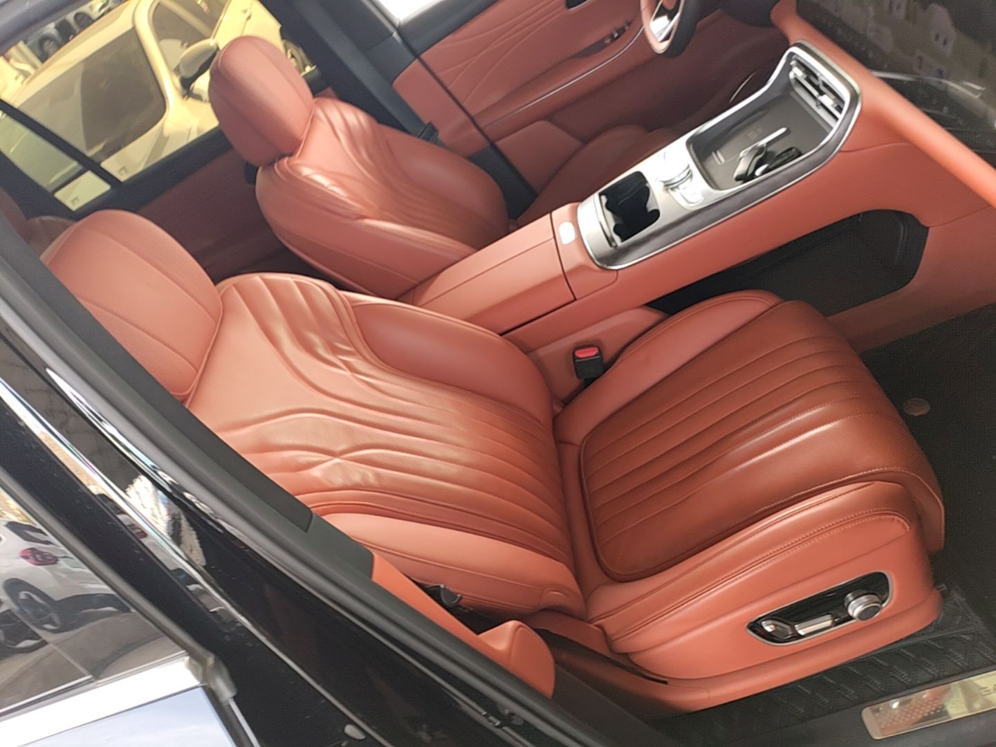 Geely Galaxy M9 2025 Model 230km Two-Wheel-Drive Exploration Edition — снимка 19