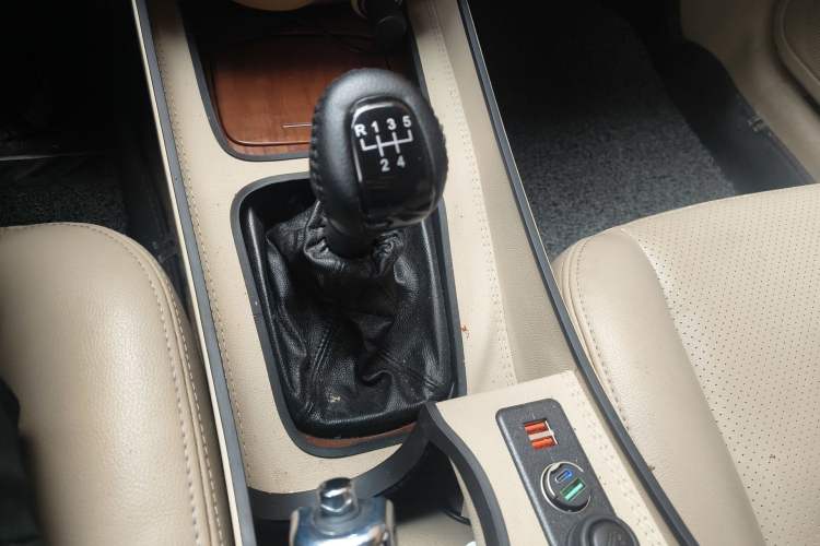 Used Buick Excelle 2011 1.6 LE-MT