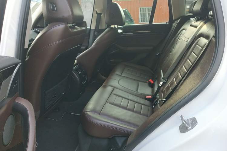 Used BMW X3 2020 xDrive30i Luxury Model with M Sport Package
