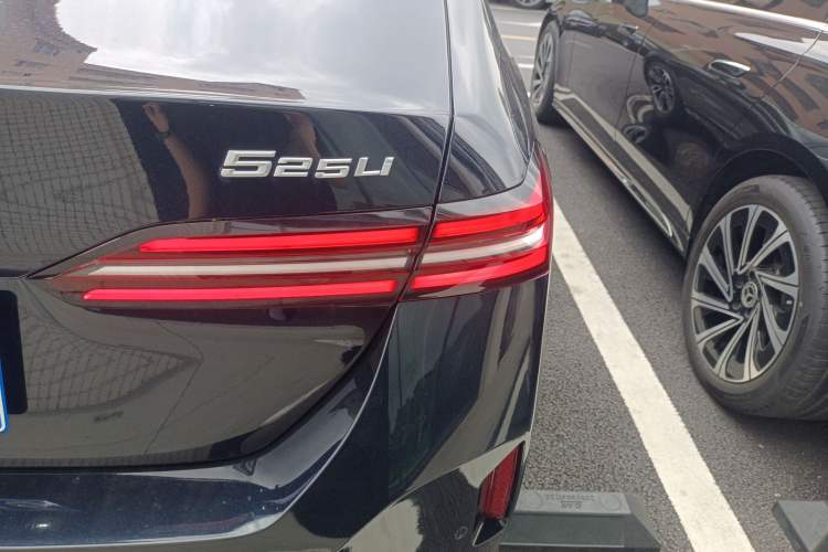 Used BMW 5 Series 2024 525Li M Sport Package
