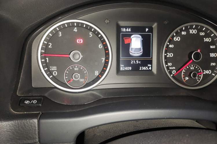 Used Volkswagen Tiguan 2015 1.8TSI Automatic All-Wheel-Drive Luxury Model