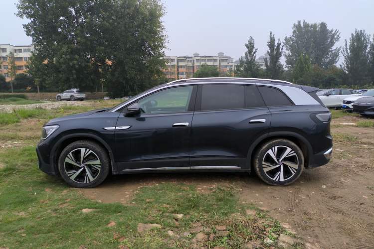 Used Volkswagen ID.6 CROZZ 2022 Long-Range PRO Edition
