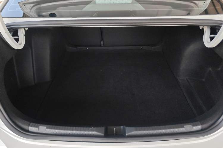 Used Volkswagen Lavida 2023 1.5L Automatic Full-Comfort Edition
